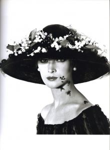「EXHIBIT A / Photo: Guy Bourdin」画像1