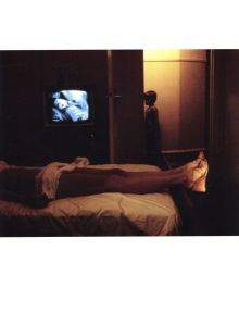 「EXHIBIT A / Photo: Guy Bourdin」画像8