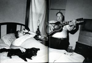 「Bruce Gilden SYRACUSE, 1981 / 写真：ブルース・ギルデン」画像2