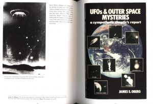 「FLYING SAUCERS ARE REAL! / Text: Jack Womack Foreword: William Gibson」画像3