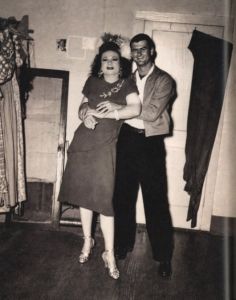 「Mauvais genre : Les travestis à travers un siècle de photographie amateur / Author: Isabelle Bonnet, Sébastien Lifshitz」画像5